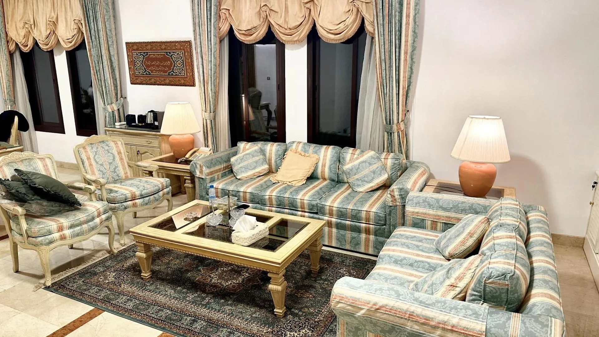 Appartamento Dar Kholoud Taibah Luxury Suite - Masjid Nabawi Steps Away Medina