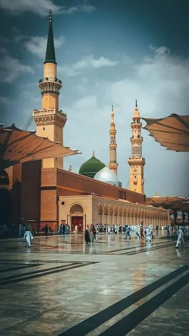 Dar Kholoud Taibah Luxury Suite - Masjid Nabawi Steps Away Medina 0*,
