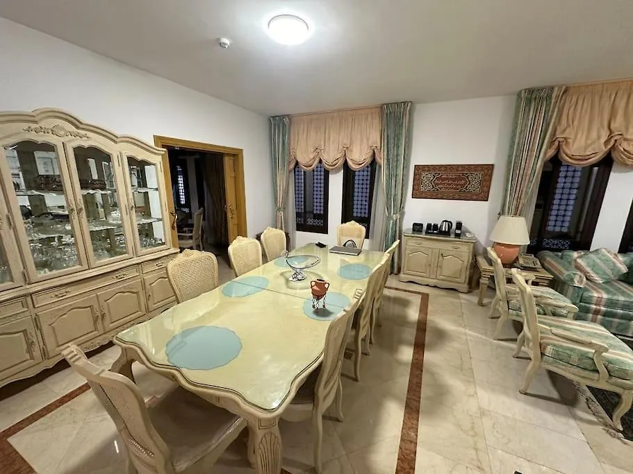 Appartamento Dar Kholoud Taibah Luxury Suite - Masjid Nabawi Steps Away Medina Arabia Saudita