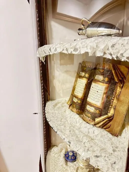 Appartamento Dar Kholoud Taibah Luxury Suite - Masjid Nabawi Steps Away Medina Arabia Saudita