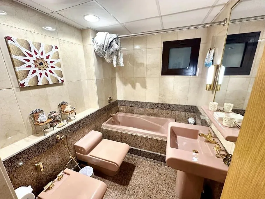 Dar Kholoud Taibah Luxury Suite - Masjid Nabawi Steps Away Medina
